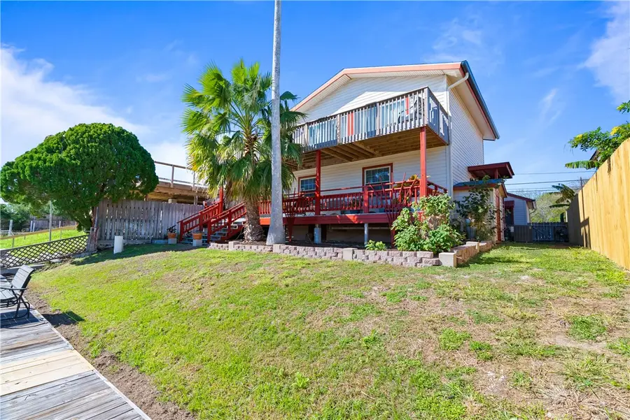 3211 Laguna Shores Drive, Corpus Christi, TX 78418 - Image #3