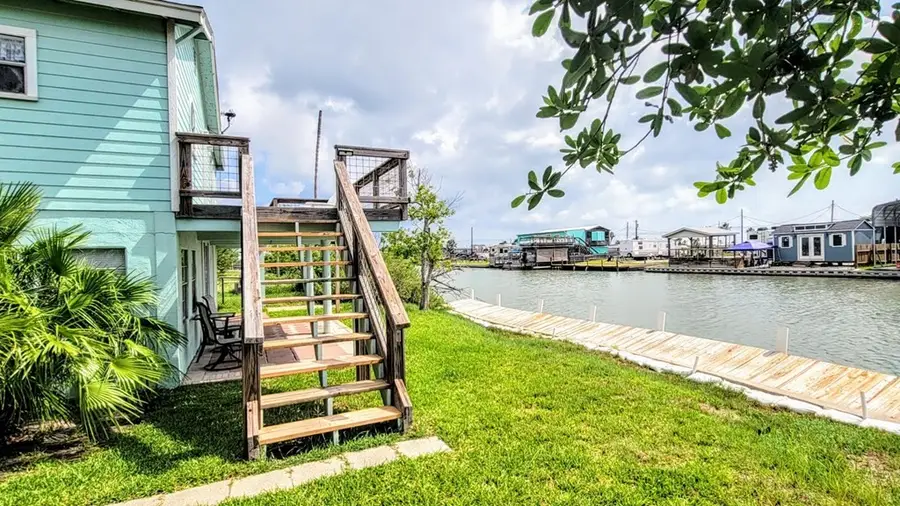 619 Copano Cove Road, Rockport, TX 78382 - Image #3