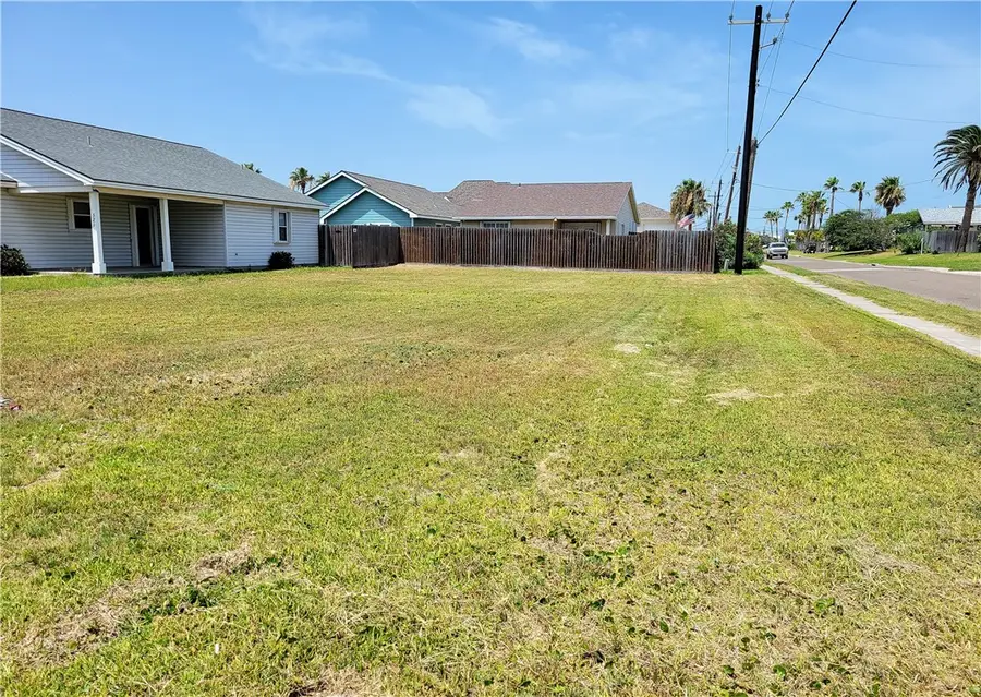 325 Sorrento Street, Port Aransas, TX 78373 - Image #2