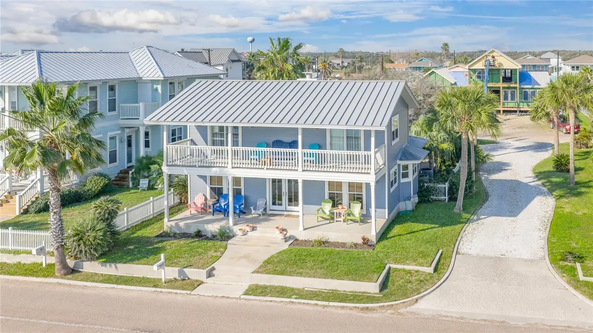 1417 S Water Street, Rockport, TX 78382 - #1