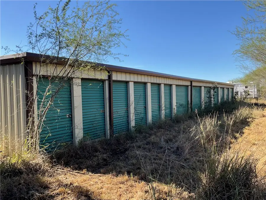 1018 Highway 181 N, Beeville, TX 78102 - Image #2