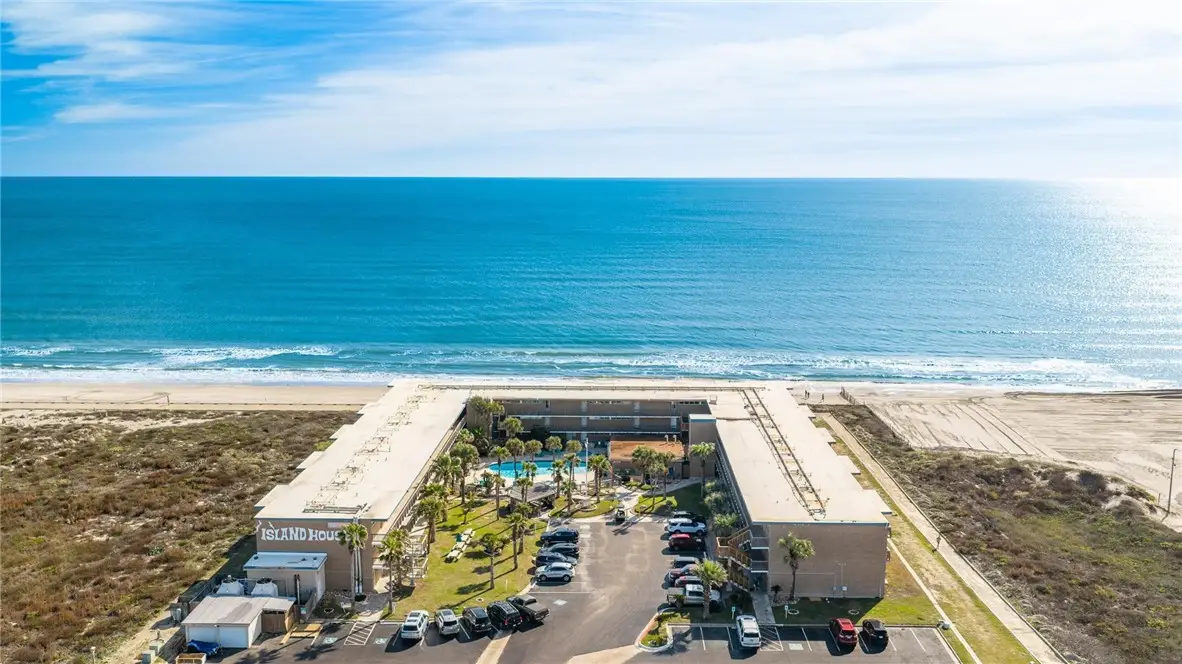 15340 Leeward Drive #118, Corpus Christi, TX 78418 - Image #1