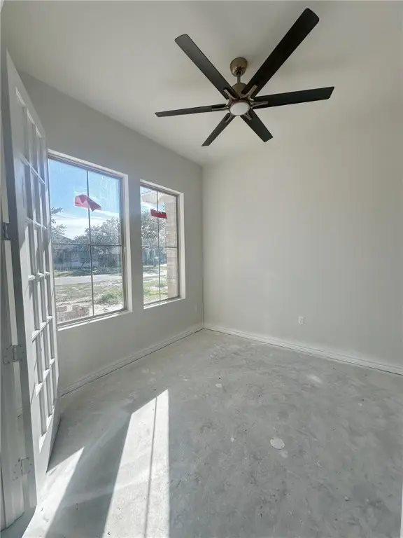 334 Villages Drive, Rockport, TX 78382 - Image #2