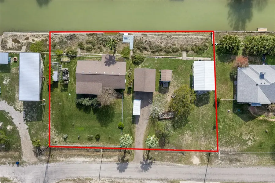 223 W Sagebrush Street, Rockport, TX 78382 - Image #3