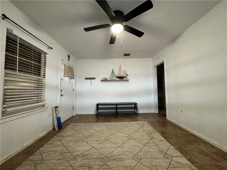 1230 Preston Street, Corpus Christi, TX 78418 - Image #2