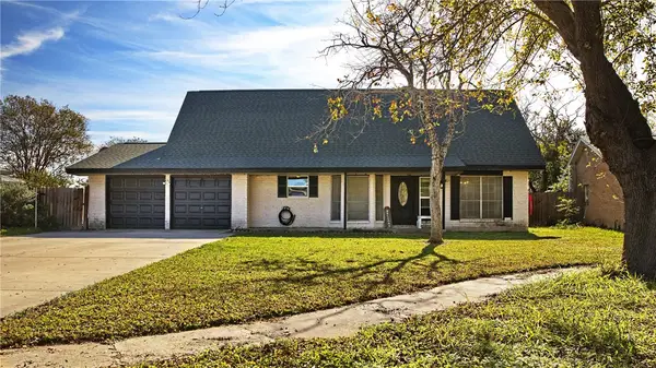 204 Wilshire Circle, Portland, TX 78374
