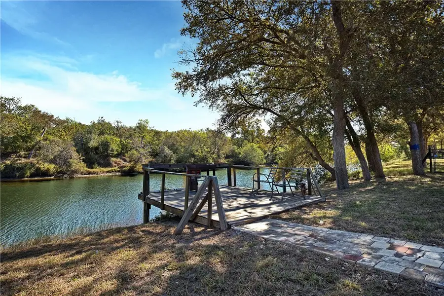 333 Mission River Oaks, Woodsboro, TX 78393 - Image #2