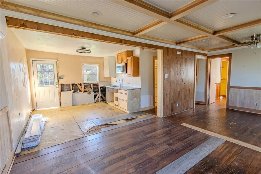 4302 Valdez Drive, Corpus Christi, TX 78416 - Image #3