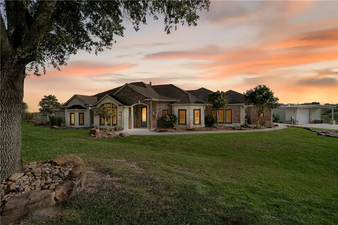 5488 River Trail Drive, Robstown, TX 78380 - Image #1