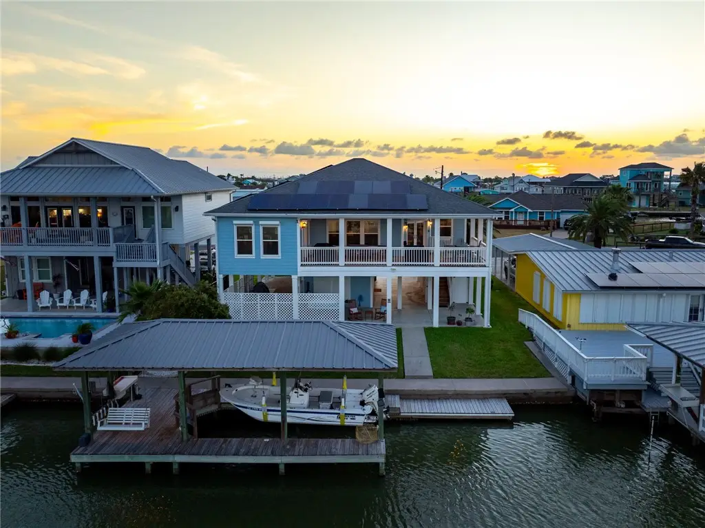 119 Ball Street, Rockport, TX 78382 - Image #1