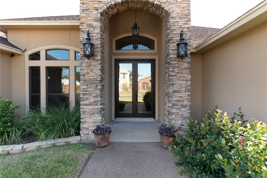 4401 Lake Superior Drive, Corpus Christi, TX 78413 - #2