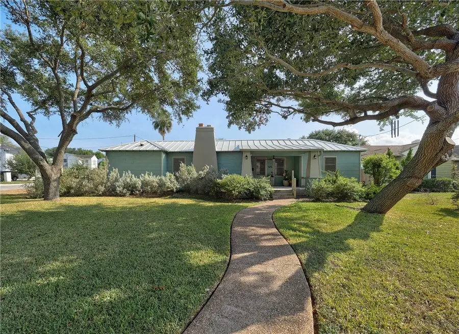 125 Rossiter, Corpus Christi, TX 78411 - #2
