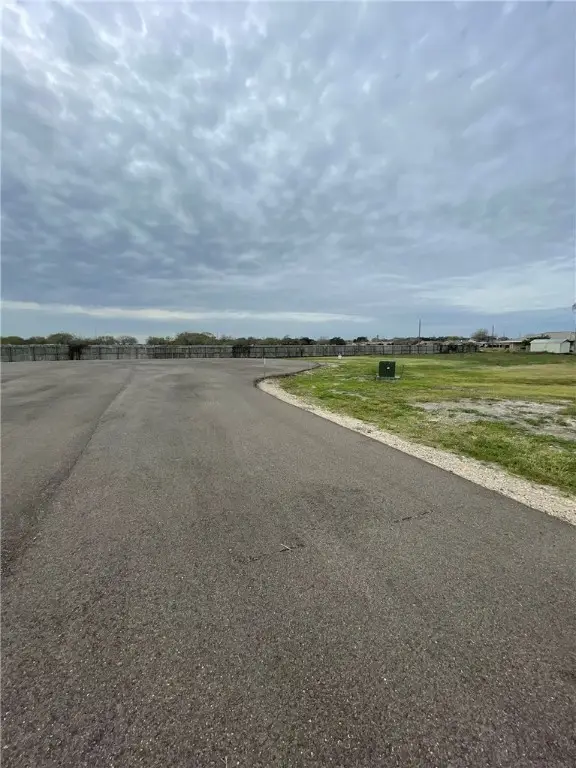 5419 Lula Street, Corpus Christi, TX 78412 - Image #2