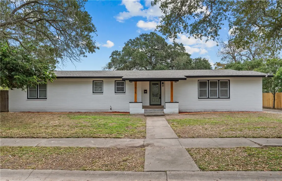 625 Delaine Drive, Corpus Christi, TX 78411 - Image #1