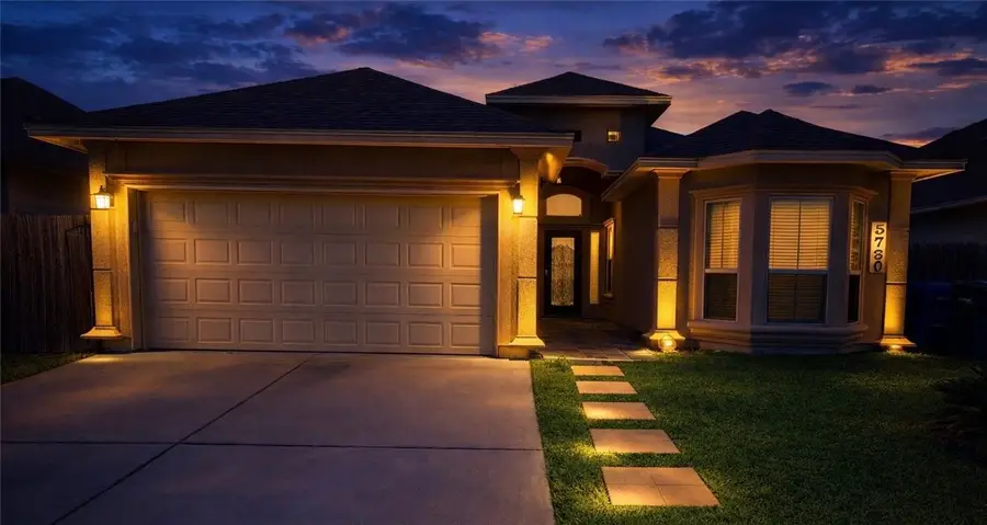 5730 Bella Donna Drive, Corpus Christi, TX 78414 - Image #2