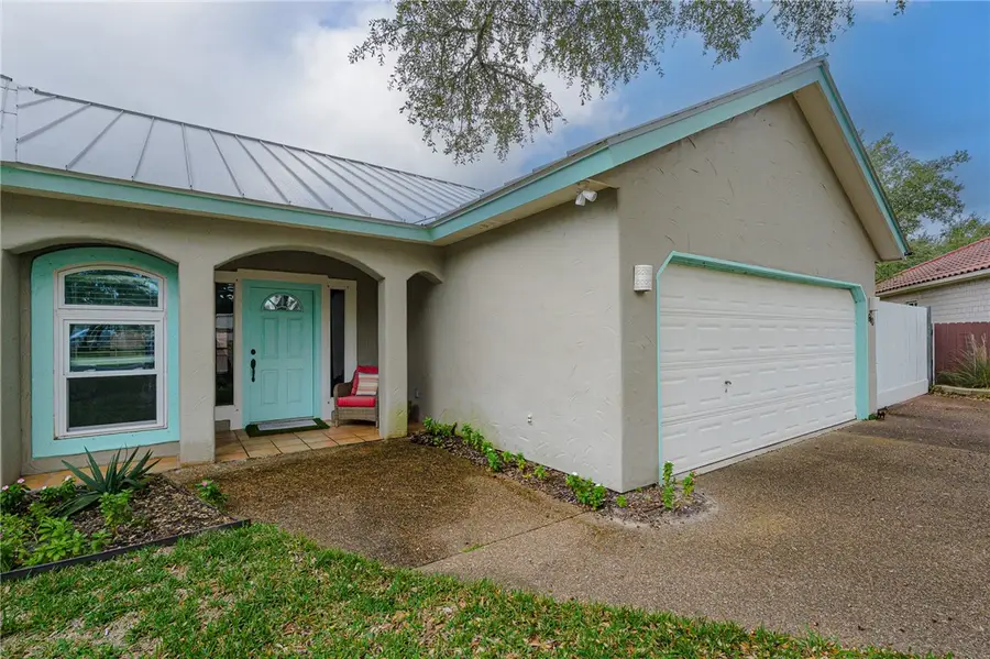 610 Bent Tree Street, Rockport, TX 78382 - Image #3