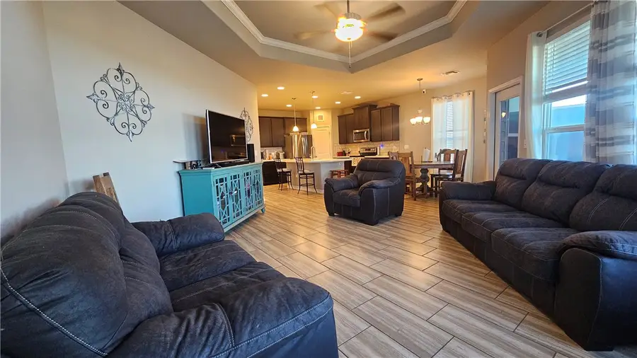 1051 Ocean Breeze Street, Portland, TX 78374 - Image #3