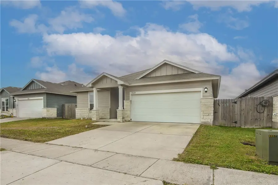 9529 Sedalia Trl, Corpus Christi, TX 78410 - #3