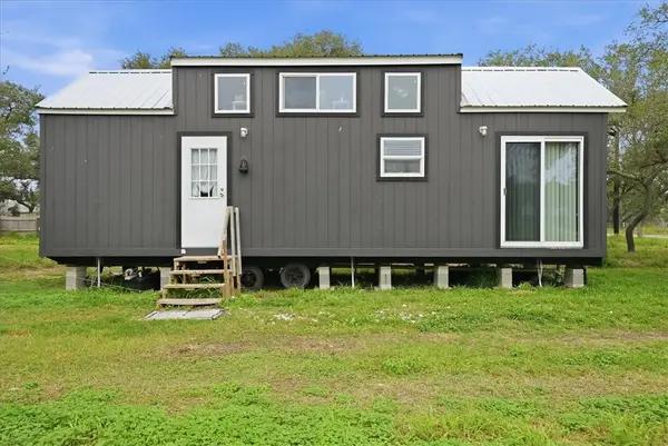 Address Withheld By Seller, Rockport, TX 78382