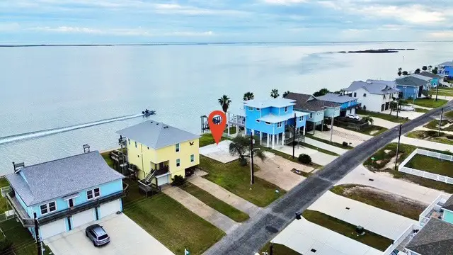 123 Ocean Drive, Rockport, TX 78382 - #2