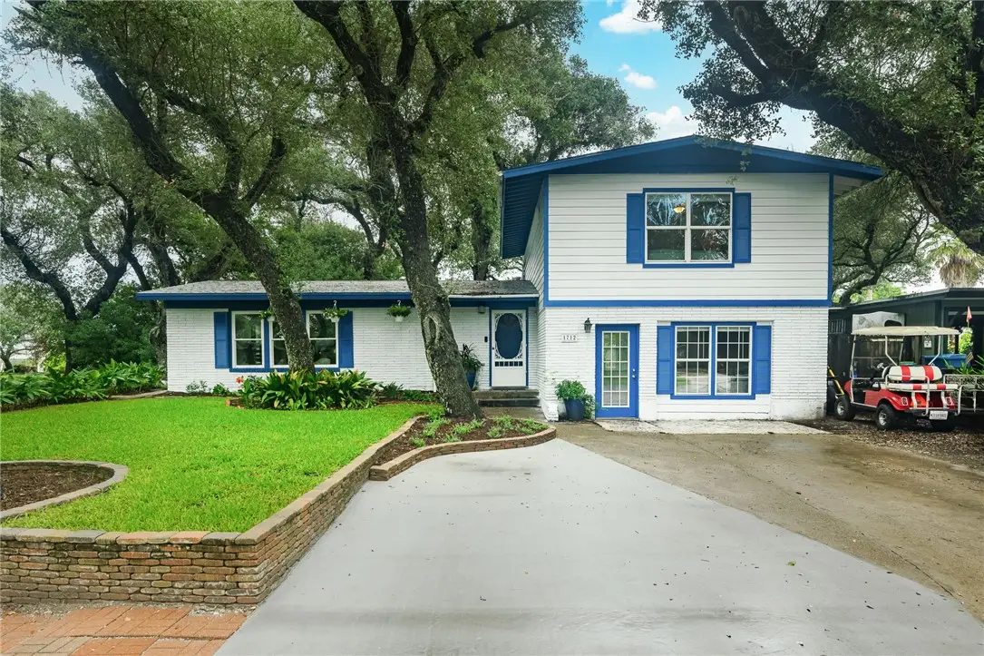 1712 Sorenson Drive, Rockport, TX 78382 - #1