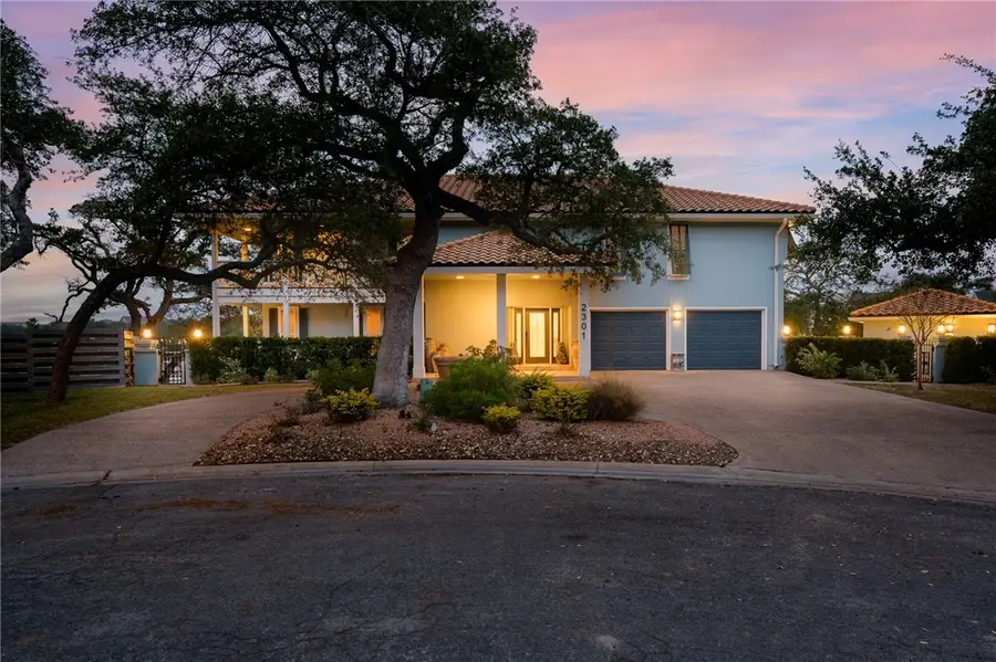 2301 Lakeside Court, Rockport, TX 78382 - #2