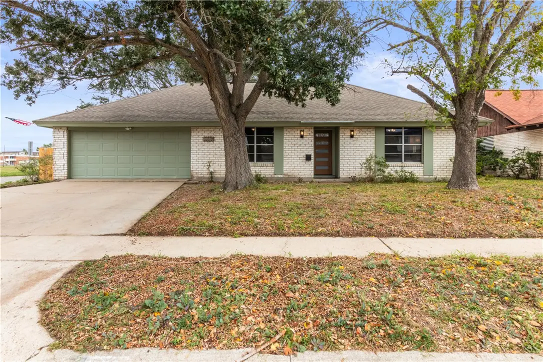 5602 Fresno Drive, Corpus Christi, TX 78411 - Image #1