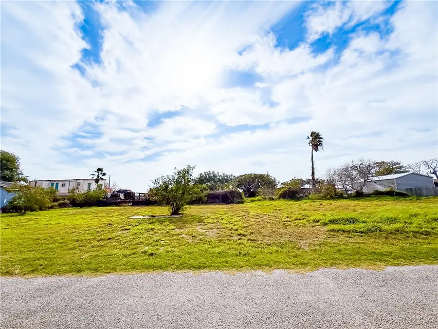 439 Judie, Corpus Christi, TX 78418 - Image #2