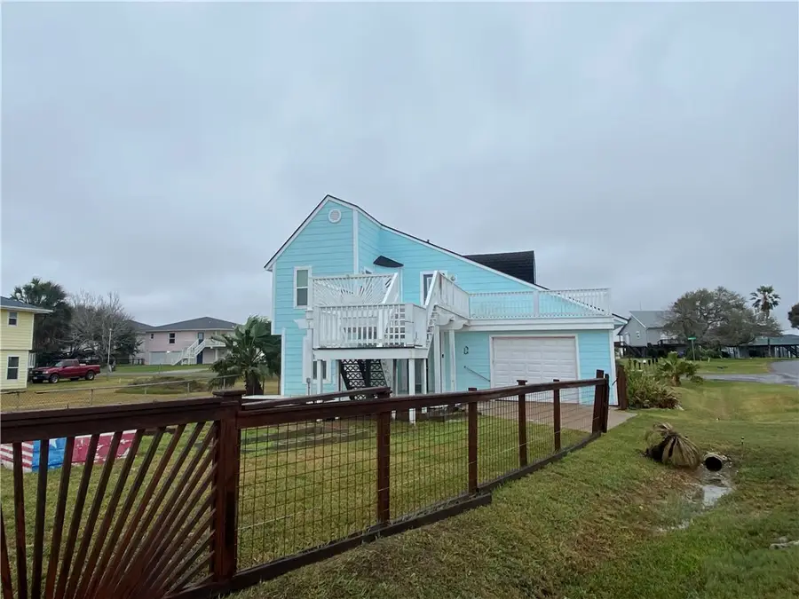 101 Donna, Rockport, TX 78382 - Image #2