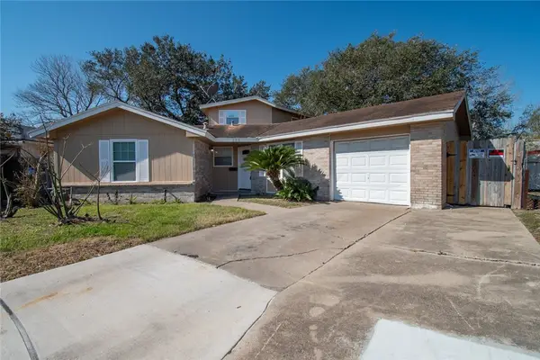 133 Green Branch Drive, Corpus Christi, TX 78405
