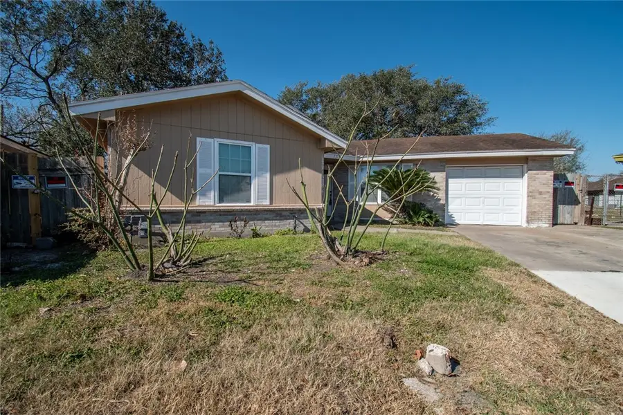 133 Green Branch Drive, Corpus Christi, TX 78405 - Image #2