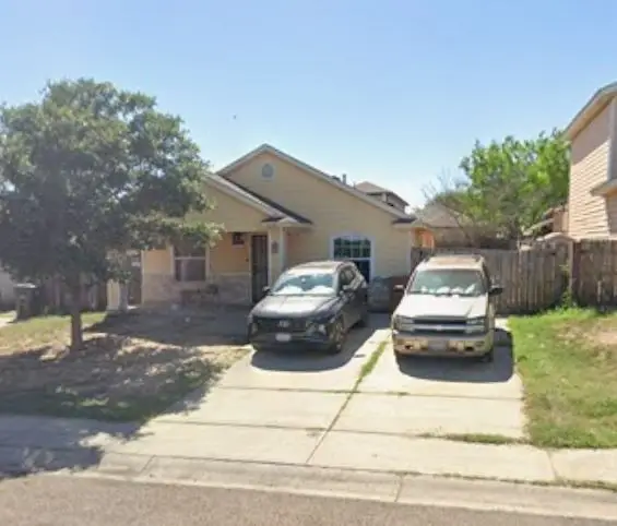 4736 Loma Vista Drive, Laredo, TX 78046