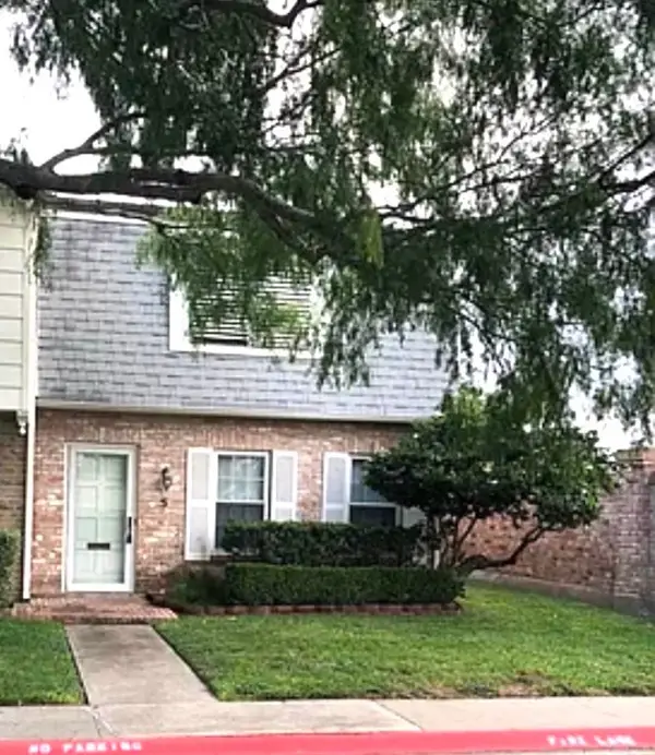 5 Townhouse Lane #Z5, Corpus Christi, TX 78412