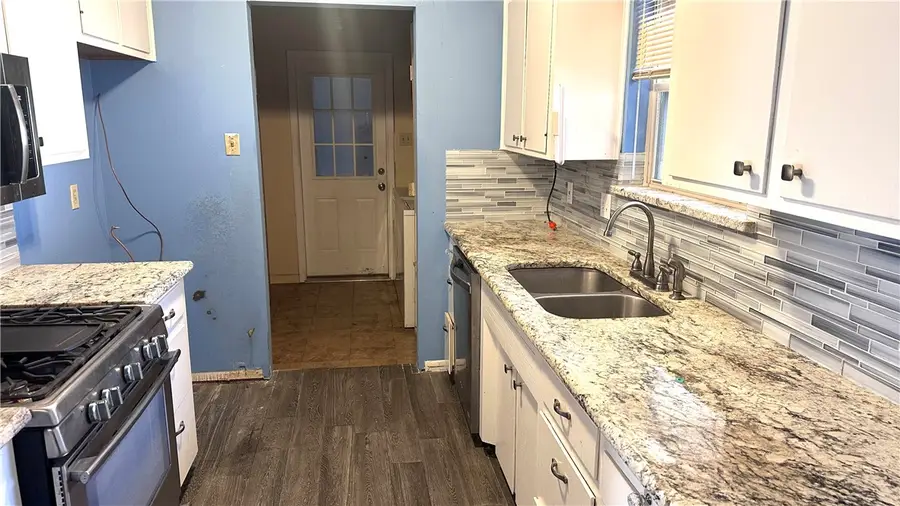 3818 Panama Drive, Corpus Christi, TX 78415 - Image #3