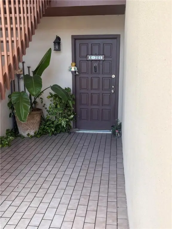 305 Calle Amistosa #R201, Brownsville, TX 78520