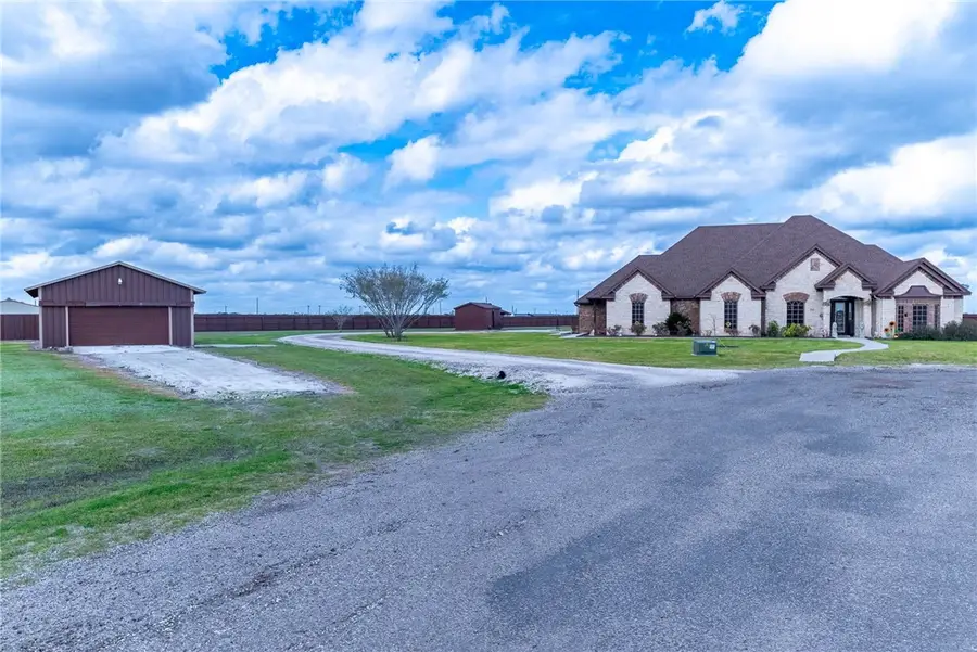 232 Anaqua Drive, Orange Grove, TX 78372 - #3
