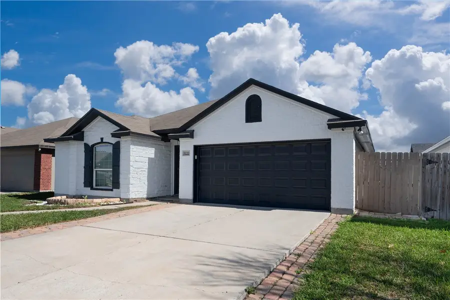 3222 Shallow Creek Drive, Corpus Christi, TX 78410 - Image #2