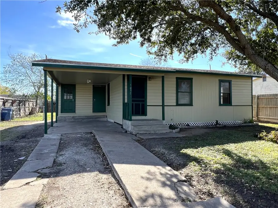 1018 Whitaker Drive, Corpus Christi, TX 78412 - Image #3