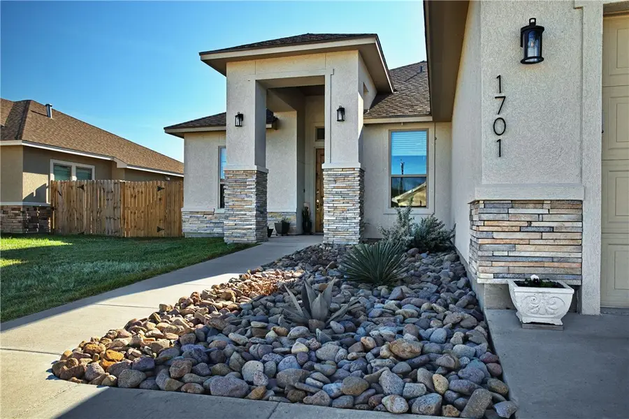 1701 Elm View Drive, Corpus Christi, TX 78418 - #2