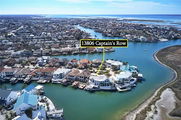 13806 Captains Row, Corpus Christi, TX 78418