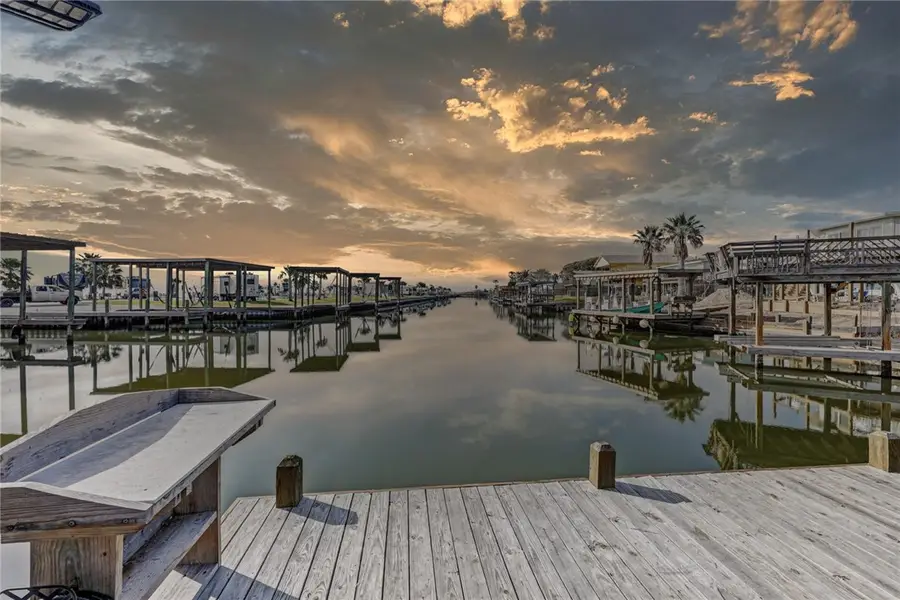 111 Caribbean Drive, Corpus Christi, TX 78418 - Image #2