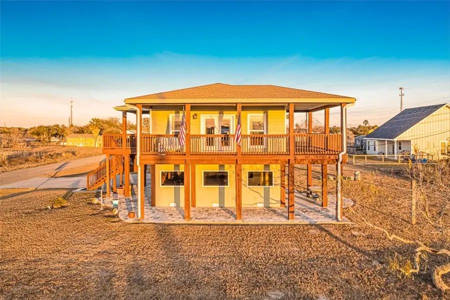 367 Royal Oak Lane, Rockport, TX 78382 - Image #3