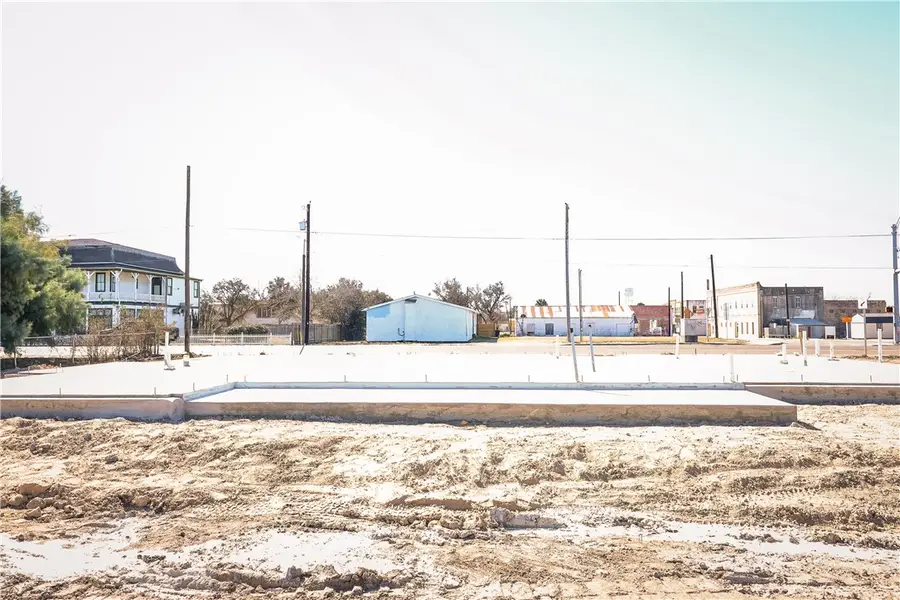 110 N Dr E E Dunlap Street, San Diego, TX 78384 - #2