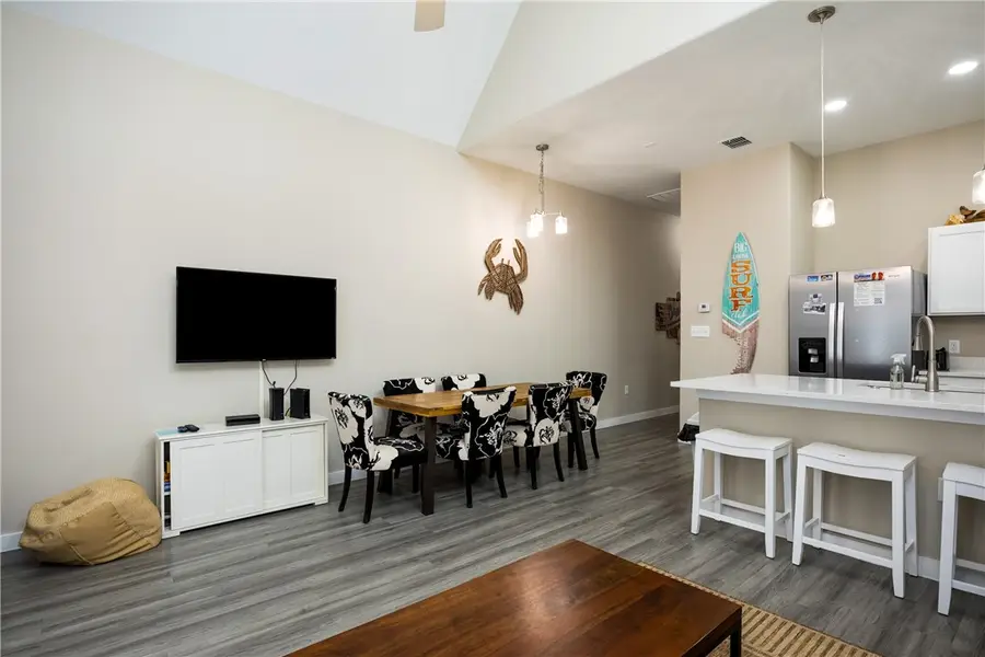 14924 Smugglers Cove Drive, Corpus Christi, TX 78418 - Image #3