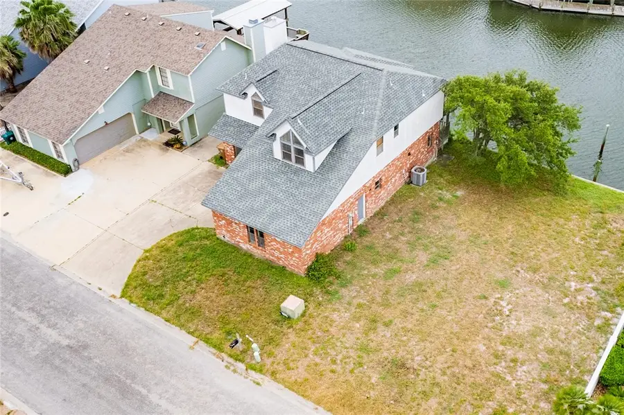 13533 Royal Fifth Court, Corpus Christi, TX 78418 - Image #2