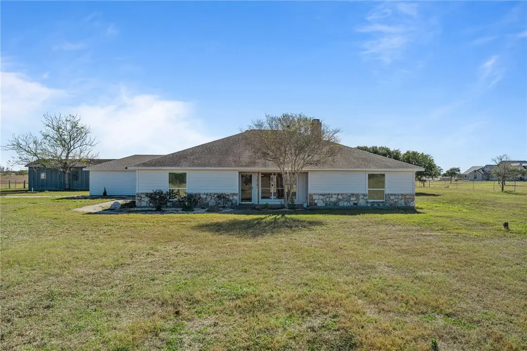 5418 County Road 101, Robstown, TX 78380 - Image #1