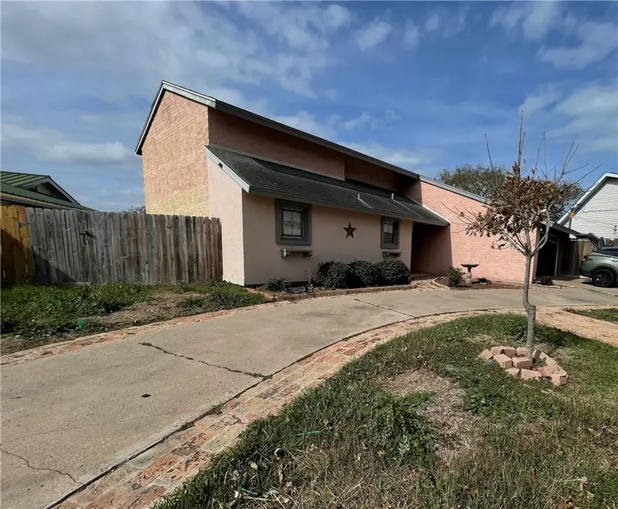 1013 Nile Drive, Corpus Christi, TX 78412 - Image #2