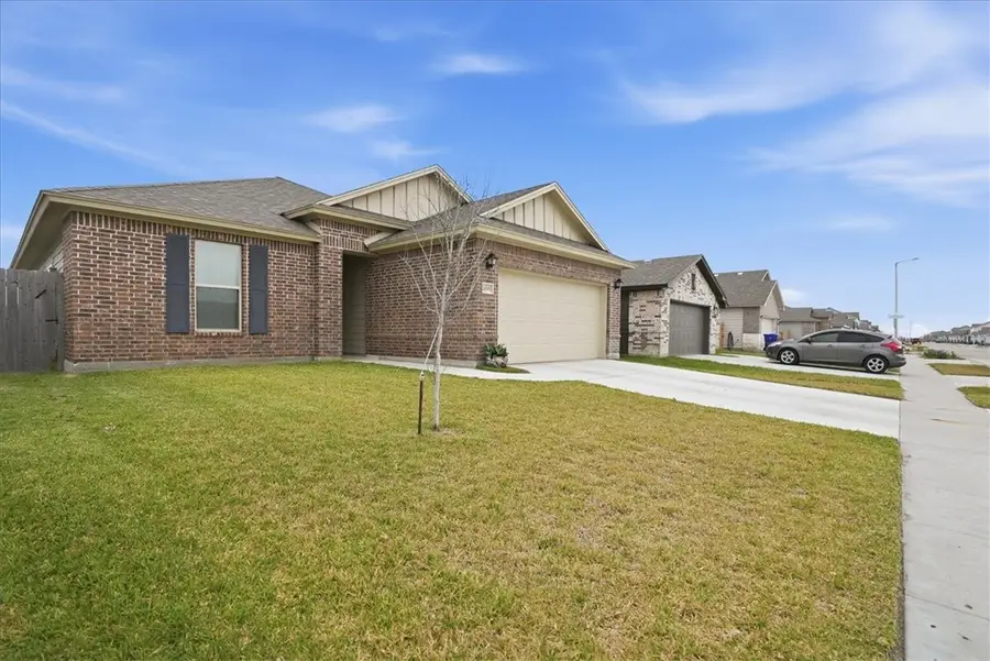 2685 Westeros Street, Corpus Christi, TX 78415 - Image #2