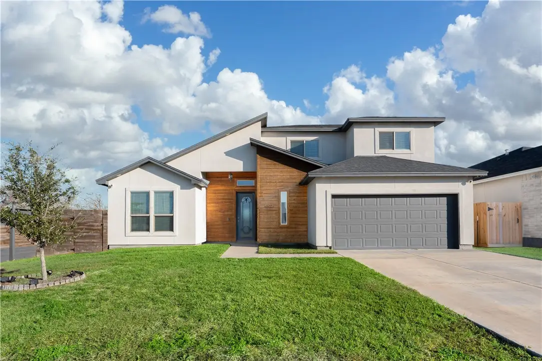 4802 Del Paseo Street, Corpus Christi, TX 78411 - Image #1