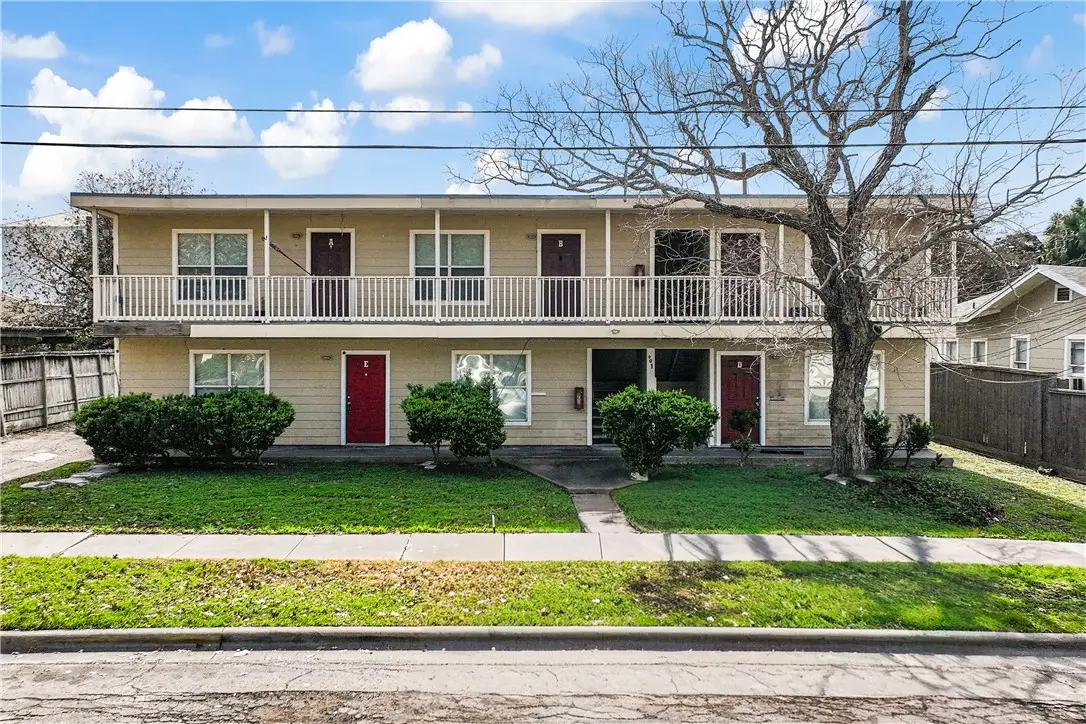 901 Furman Avenue, Corpus Christi, TX 78404 - #1